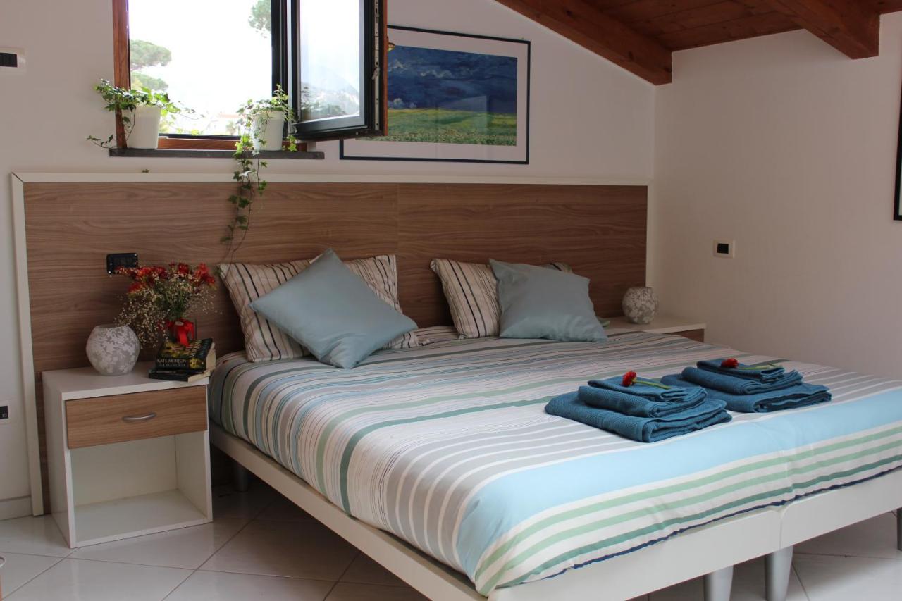 Domus Liberty Bed & Breakfast Sant'Agnello Luaran gambar